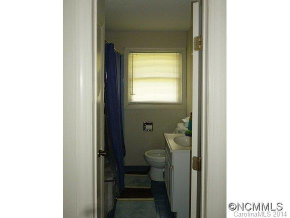 1577 Alexander Road - Photo 8