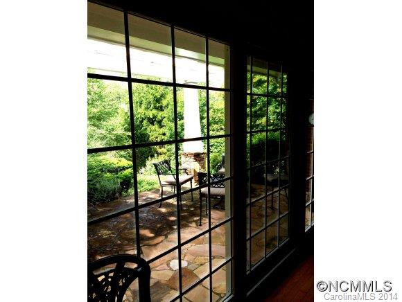 285 Midland Drive - Photo 4