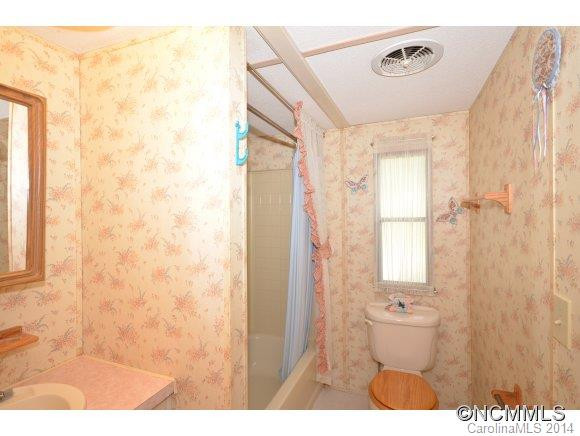 5 Lost Forest Dr - Photo 18