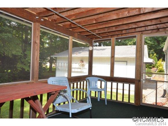 5 Lost Forest Dr - Photo 6