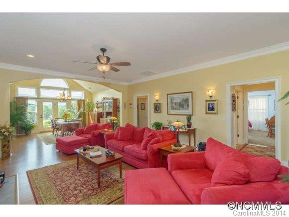 28 Penley Park Drive - Photo 5