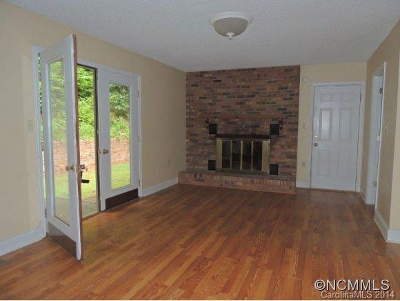 149 Larchmont Lane - Photo 4