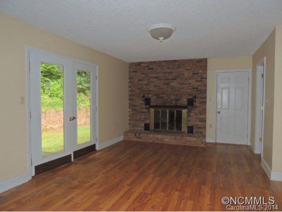 149 Larchmont Lane - Photo 5