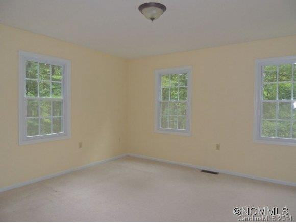 149 Larchmont Lane - Photo 9