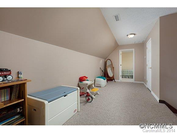 890 Crystal Creek Drive - Photo 10