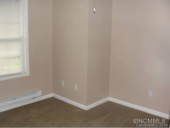 715 GOLDFINCH DRIVE - Photo 7