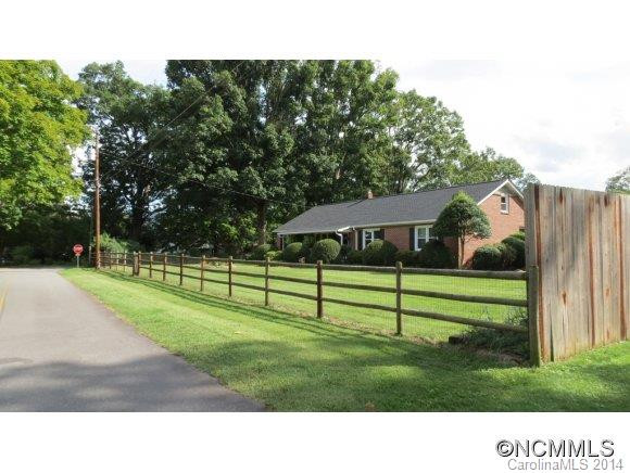 25 East Keesler Avenue - Photo 2