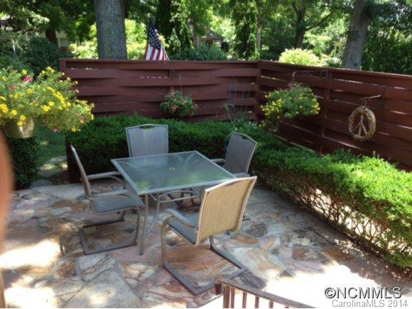 25 East Keesler Avenue - Photo 23