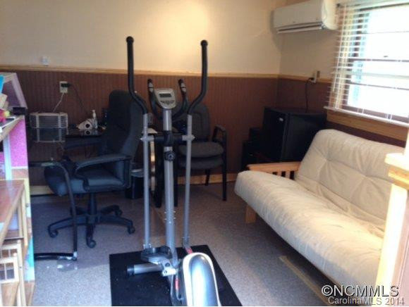 25 East Keesler Avenue - Photo 24