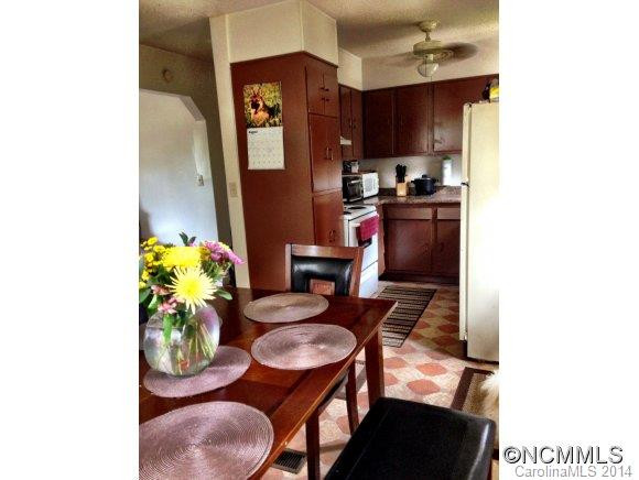 92 Salem Rd - Photo 2