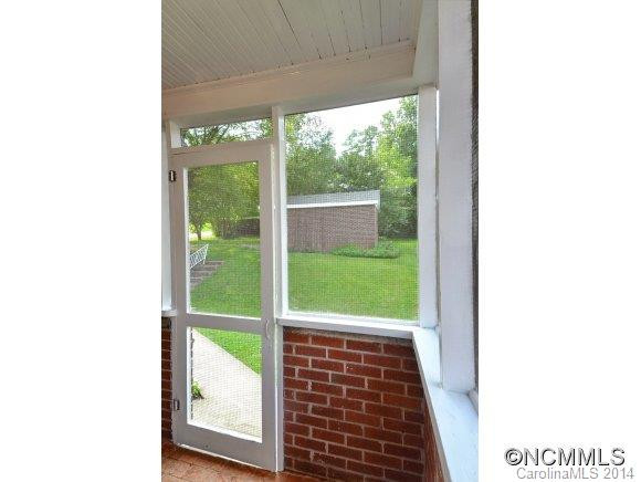 257 East Main Street - Photo 12