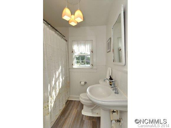 257 East Main Street - Photo 8