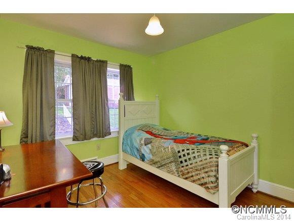257 East Main Street - Photo 10