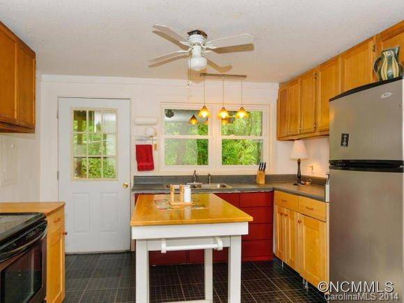324 Monticello - Photo 5