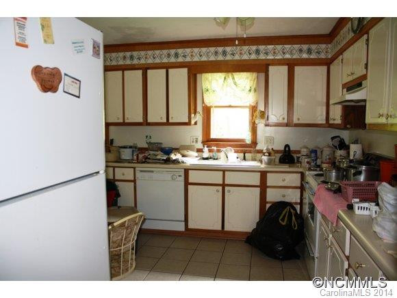 860 Thompson Rd - Photo 6