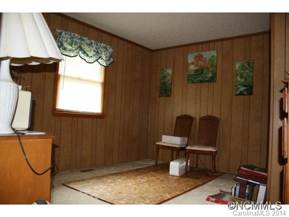 860 Thompson Rd - Photo 9