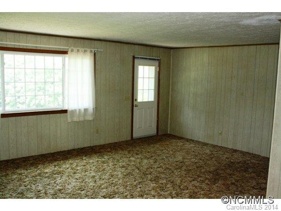 900 Thompson Rd - Photo 6