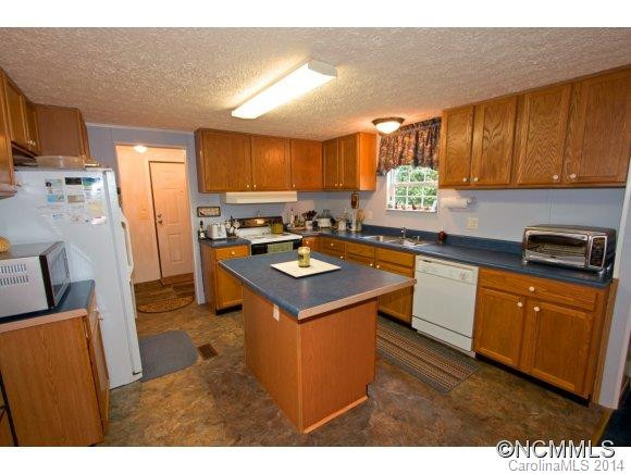 332 Howell Road - Photo 11