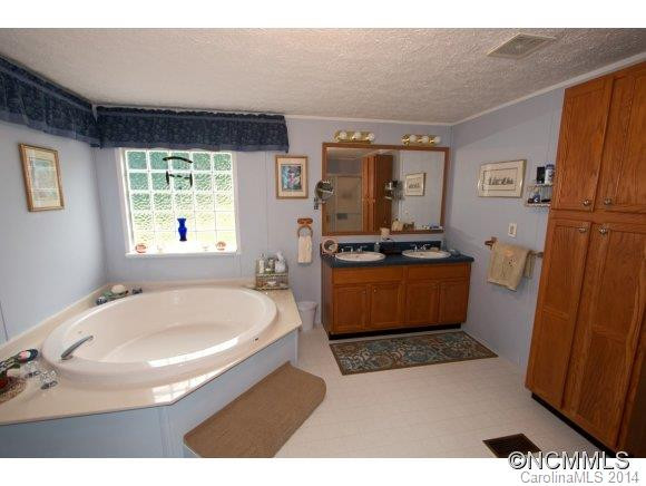 332 Howell Road - Photo 13