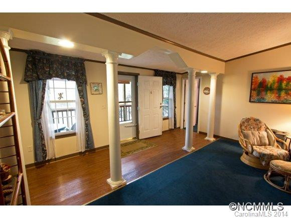 332 Howell Road - Photo 7