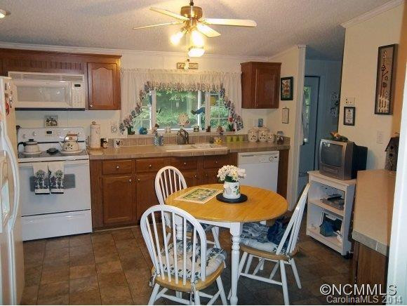 121 Danielle Drive - Photo 6