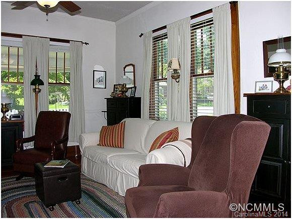 191 East Street - Photo 3