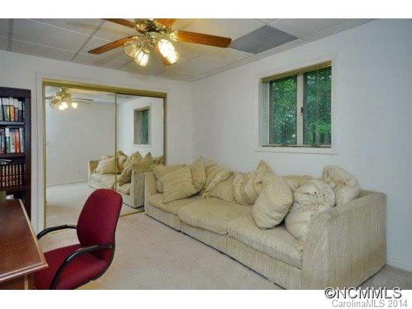 9 Ben Hogan Dr - Photo 23