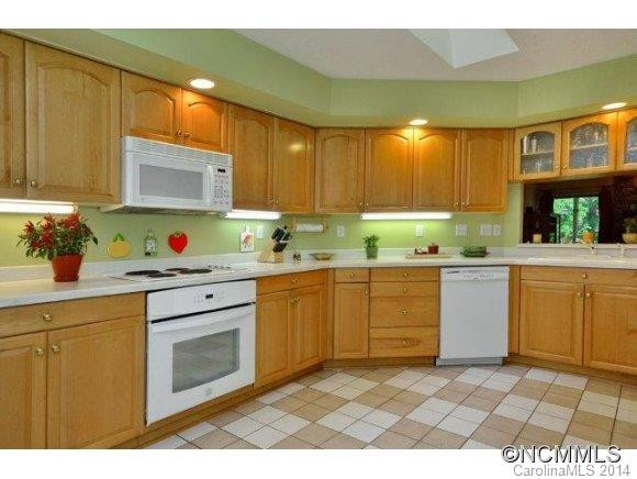 9 Ben Hogan Dr - Photo 7