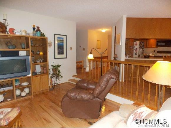 1020 High Vista Drive - Photo 9