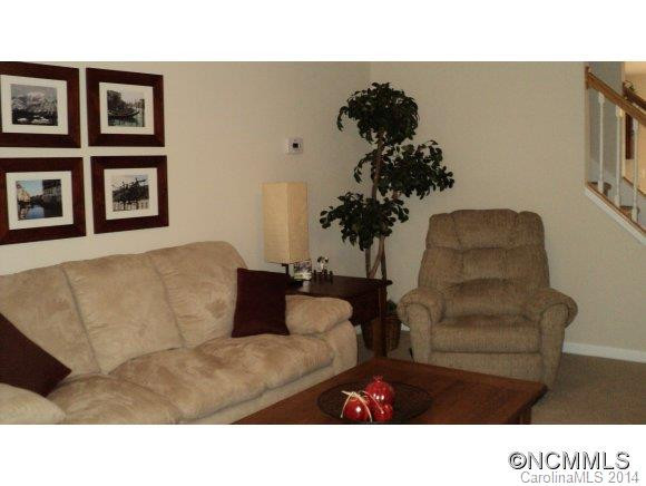 99 Sunny Meadows Boulevard - Photo 11
