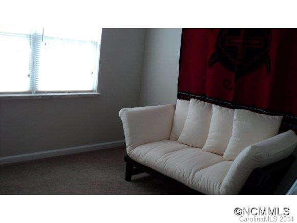 99 Sunny Meadows Boulevard - Photo 15