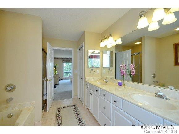 416 Ledgemont Court - Photo 11