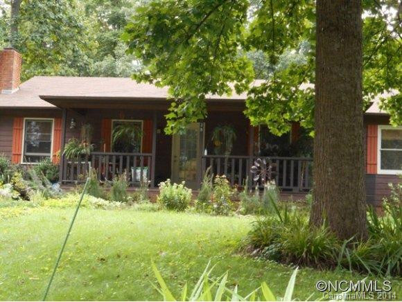 38 EVERGREEN AVENUE - Photo 2