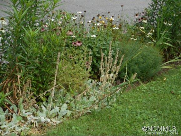 38 EVERGREEN AVENUE - Photo 3