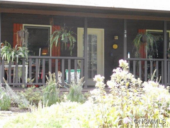 38 EVERGREEN AVENUE - Photo 7