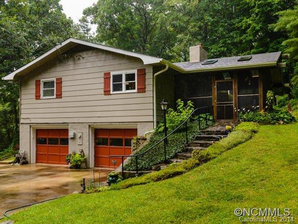 82 Woodbury - Photo 2