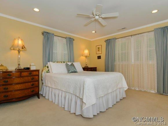 82 Woodbury - Photo 12