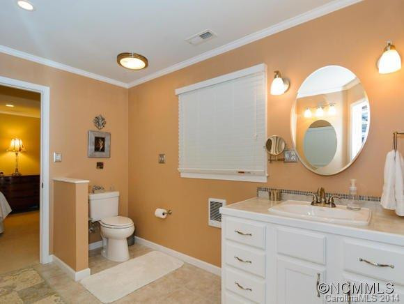 82 Woodbury - Photo 14