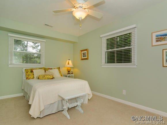 82 Woodbury - Photo 15