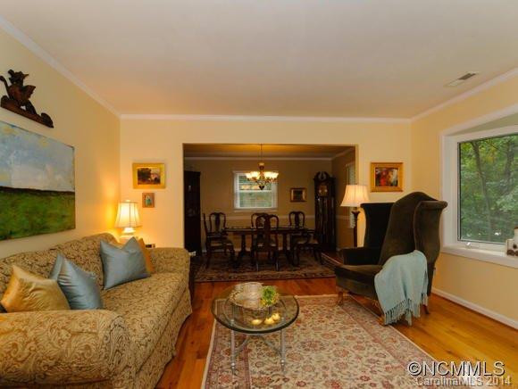 82 Woodbury - Photo 4