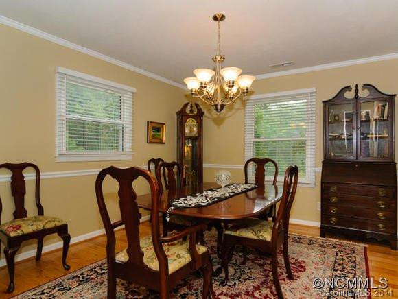 82 Woodbury - Photo 5