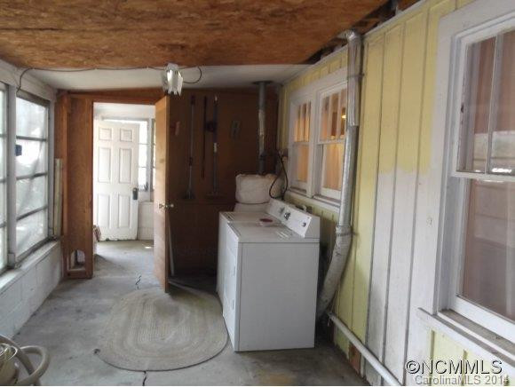3676 Asheville Highway - Photo 11