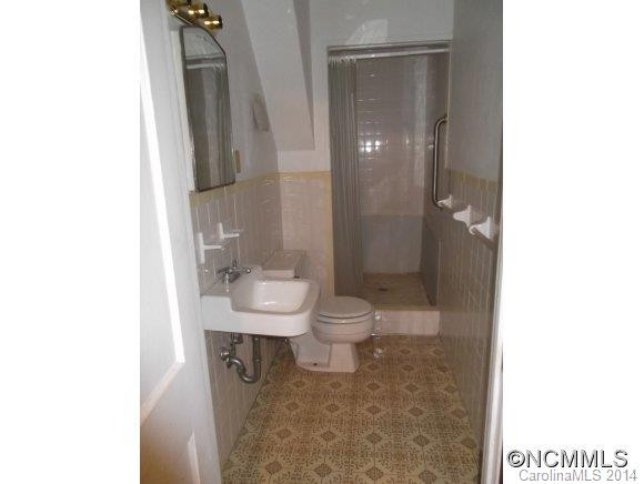3676 Asheville Highway - Photo 10