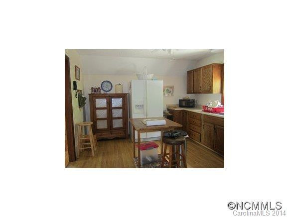 477 Gouge Cove Rd - Photo 3