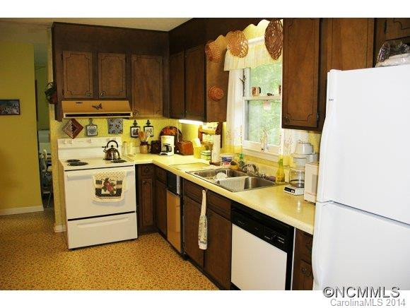 814 Pisgah Forest Drive - Photo 5