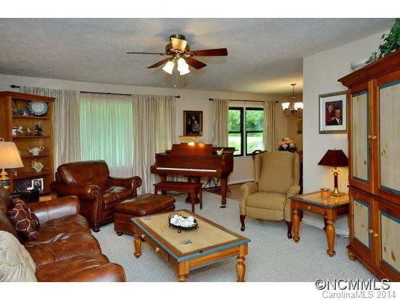 23 PARENT LANE - Photo 3