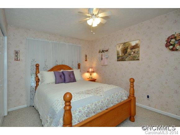 23 PARENT LANE - Photo 10