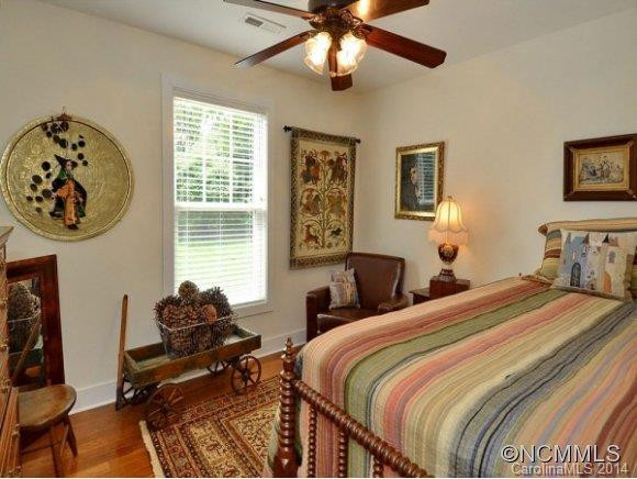447 RIVERVIEW DR - Photo 16