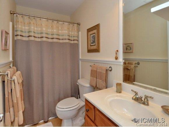 447 RIVERVIEW DR - Photo 17