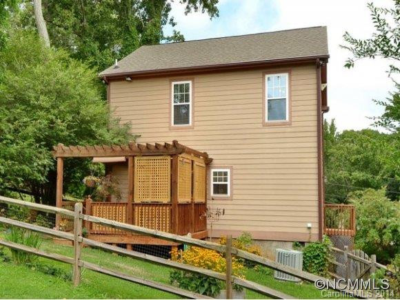 447 RIVERVIEW DR - Photo 4